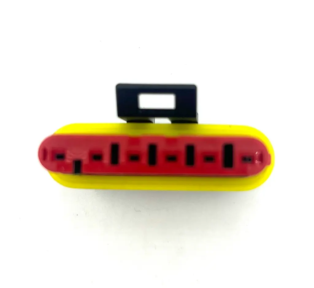 6-pin connector (F) Superseal bovenaanzicht (1).webp